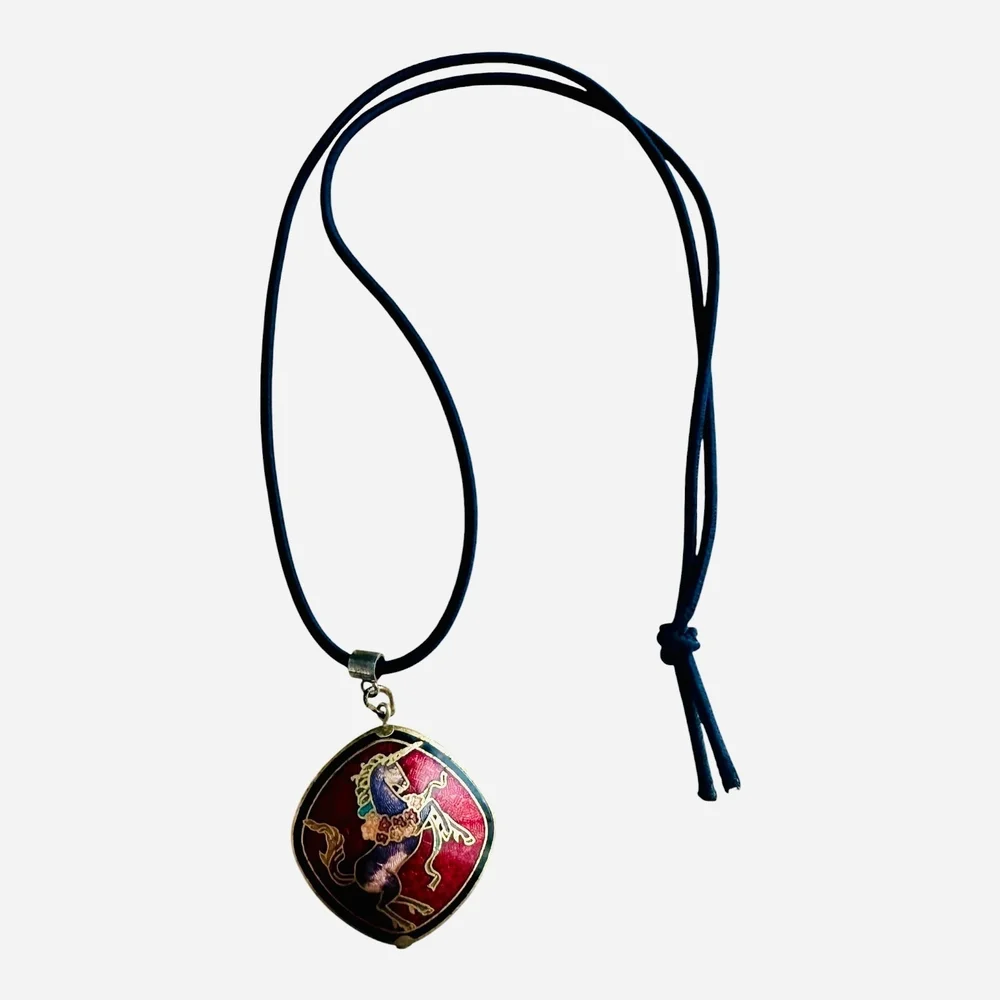 VNTG Red Gold Enamel Cloisonne Horse Unicorn Double Sided Pendant Cord Necklace